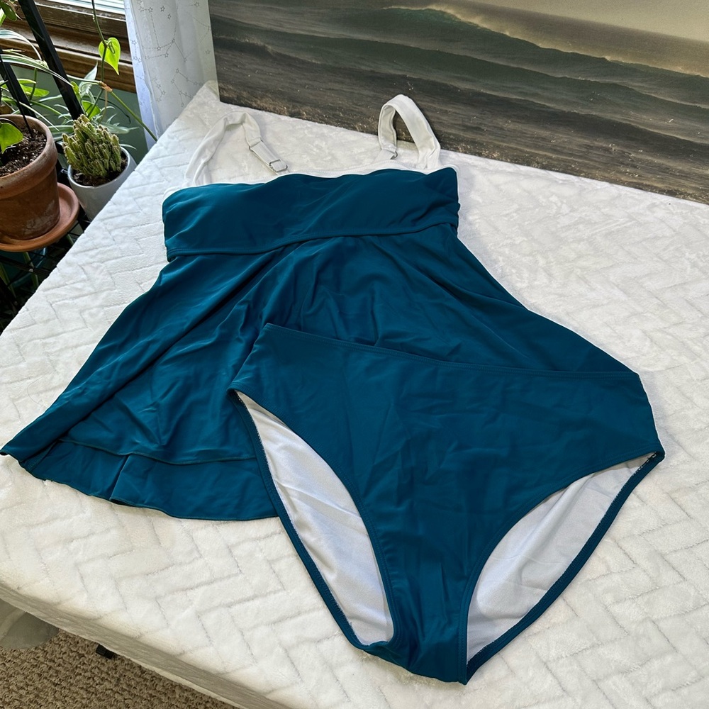 New $38 Aidonger Tankini Swimsuit Bikini Tummy Control Color Block Teal White XL